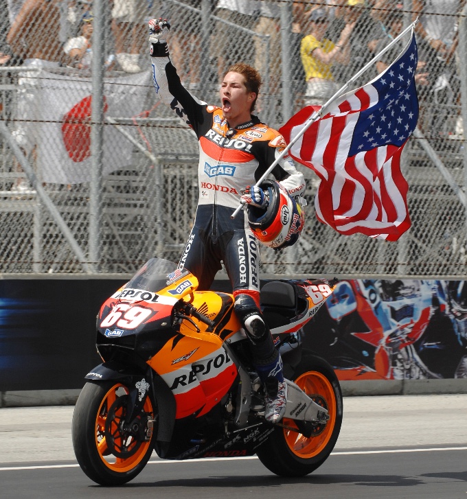 Nicky Hayden Statue