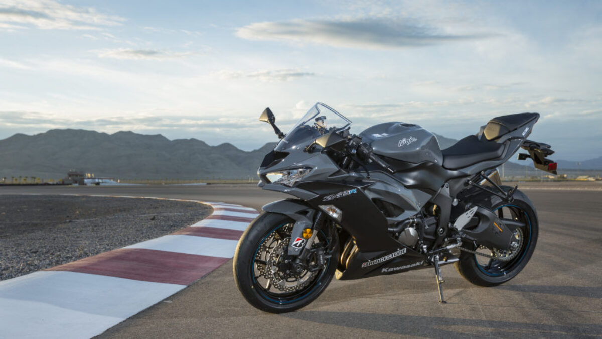 きょうかページ 2019 Kawasaki Ninja ZX-6R Review (21 Fast Facts)