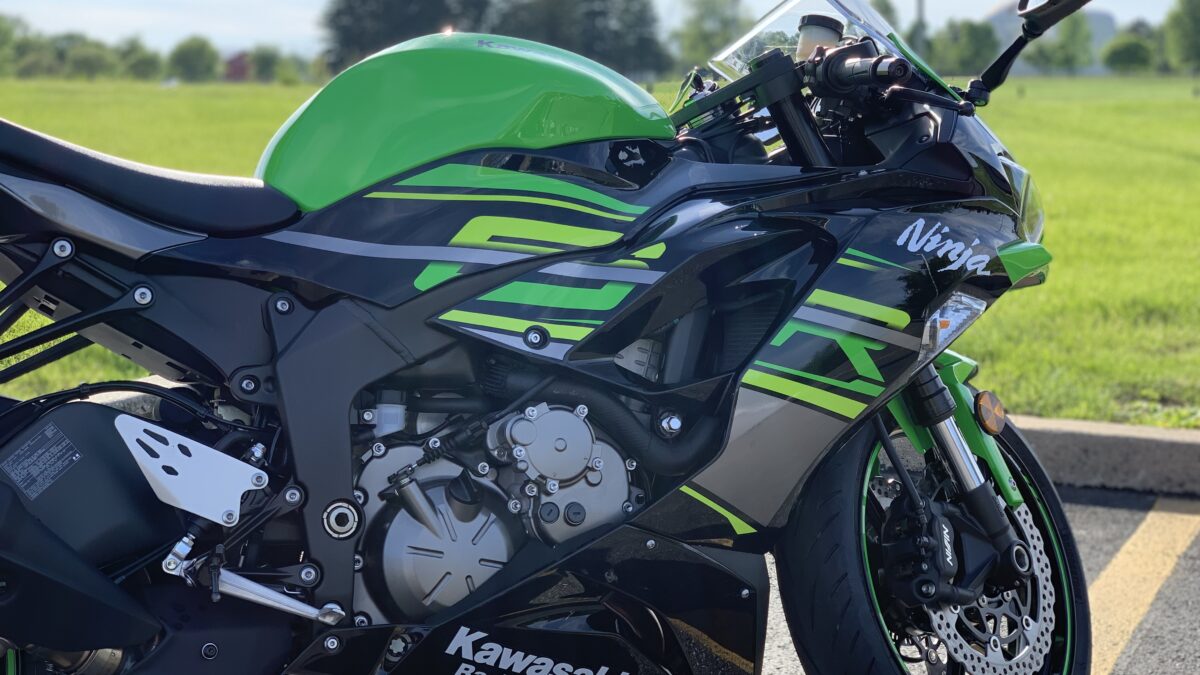 SportBikes Inc Magazine's 2019 ABS KRT Edition Ninja ZX6-R