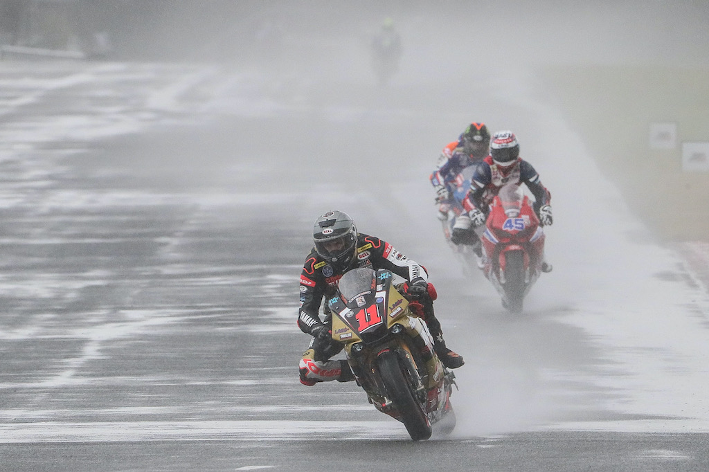5 Keys to Riding Your Motorcycle in the Rain MotoAmerica Road Racing
