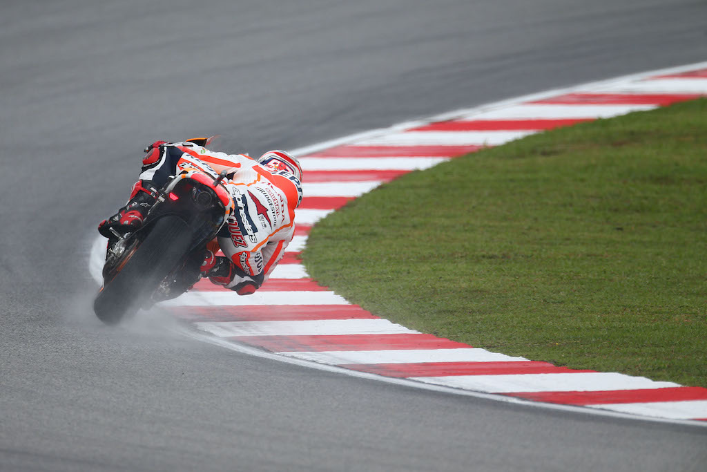 5 Keys to Riding Your Motorcycle in the Rain Marc Marquez MotoGP racing