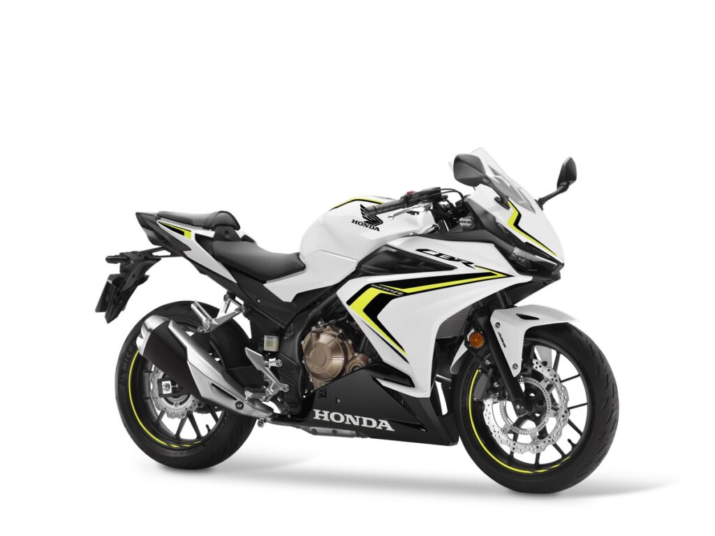 21 Honda CBR500R_Pearl White RF34-1200x899