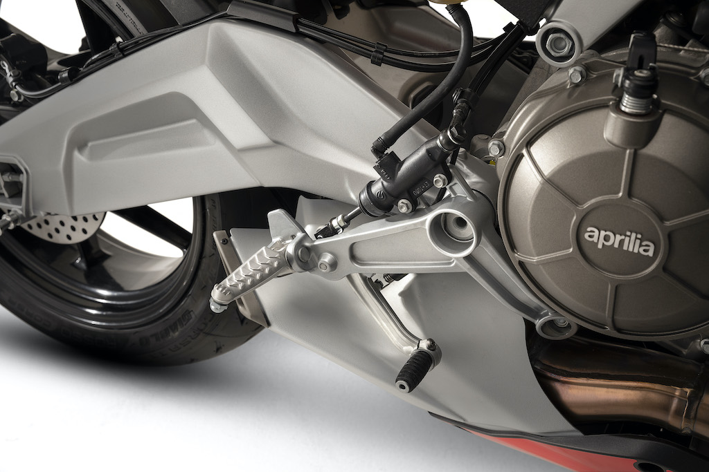 2021-aprilia-rs-660-rh-rear-brake
