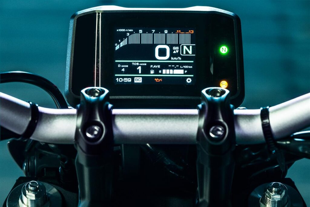 Yamaha-2021-MT-09-tft-display