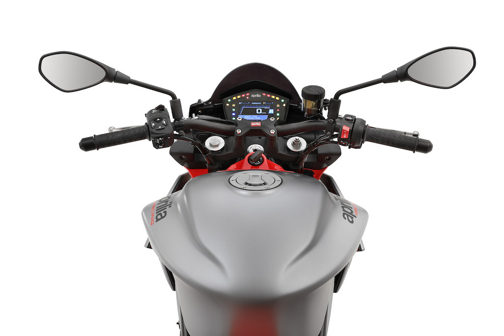  Aprilia Tuono 660
