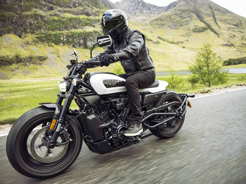 Sportster S