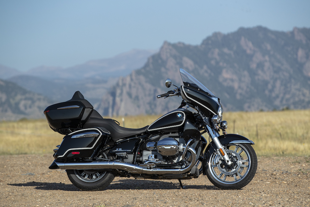 BMW R18 B and Transcontinental