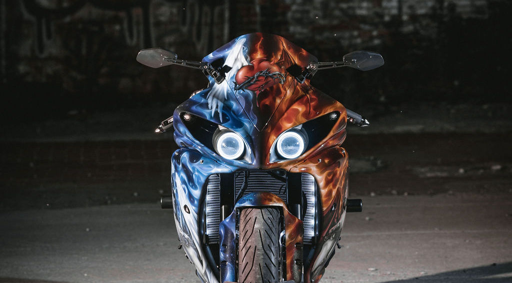 custom r1 yamaha helmet