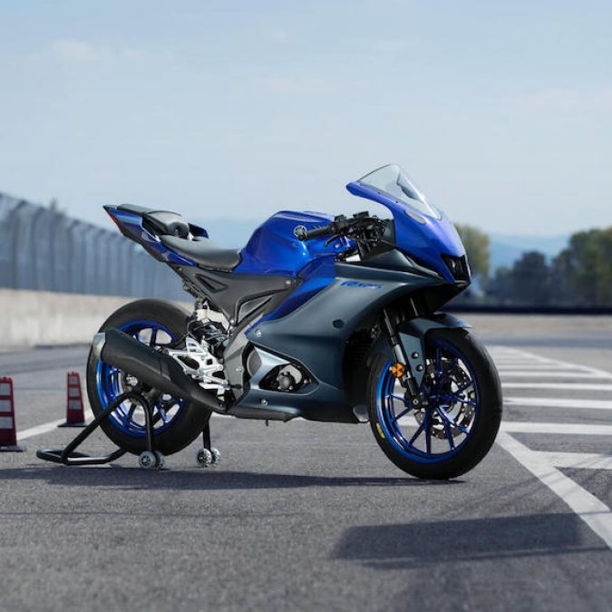 2023 Yamaha R125 - First Look - SportBikes Inc Magazine