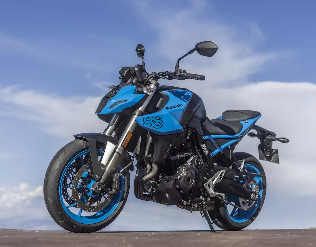 Suzuki-8S-Statics-0435-