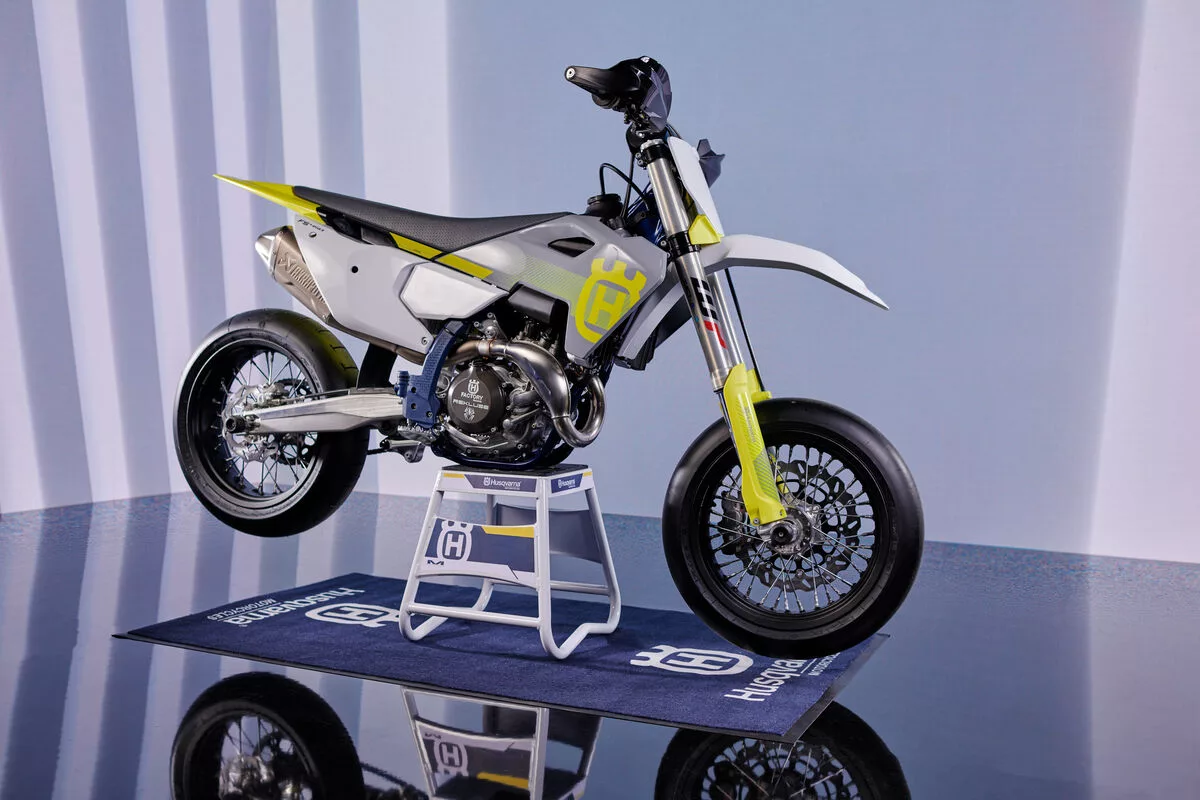 2024 Husqvarna Motorcycles FS 450