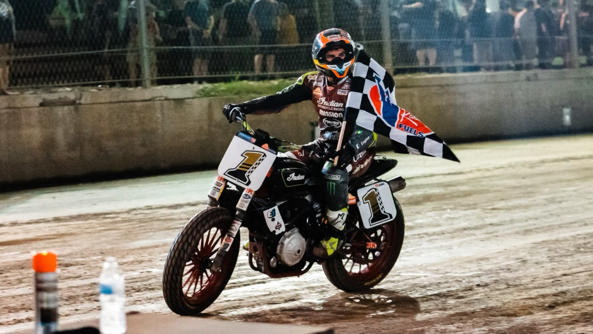 The Bridgeport Half-Mile: A Thrilling Showdown in Swedesboro! 4 Bridgeport Half-Mile