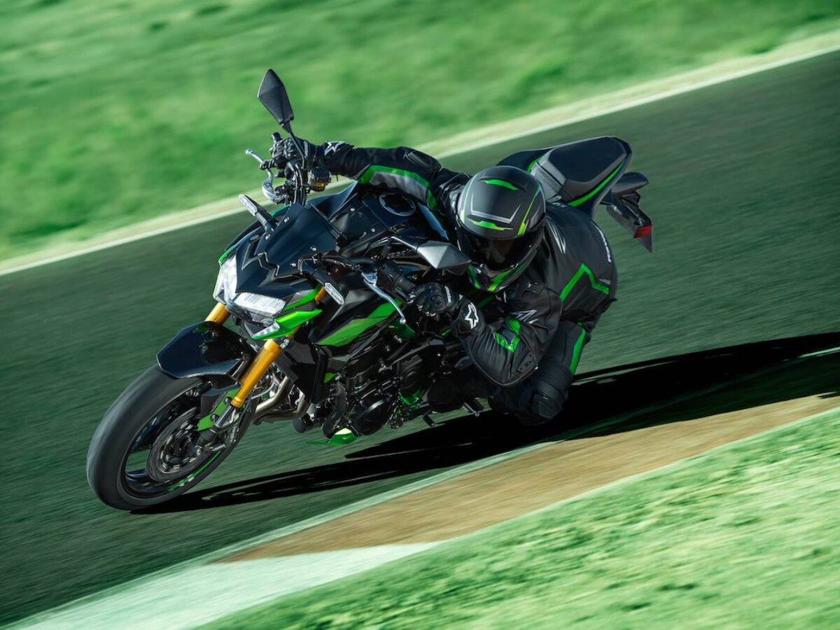 すもも Kawasaki Announces 2024 Ninja ZX-10R And Z900 - Roadracing World