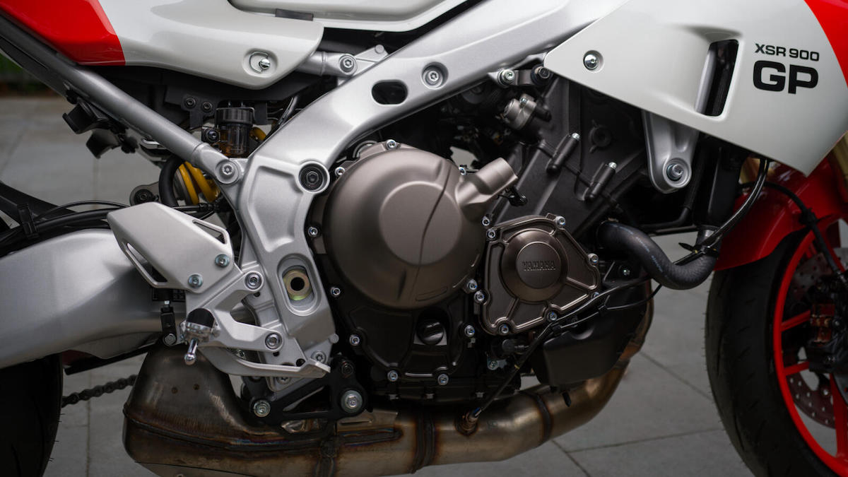 Yamaha XSR900 GP 6
