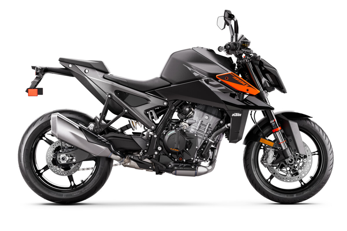 2024 KTM 990 DUKE - First Look 8