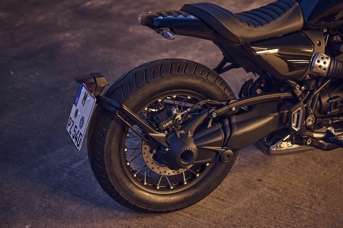 2024 R 12 nineT and R 12 - First Look 11
