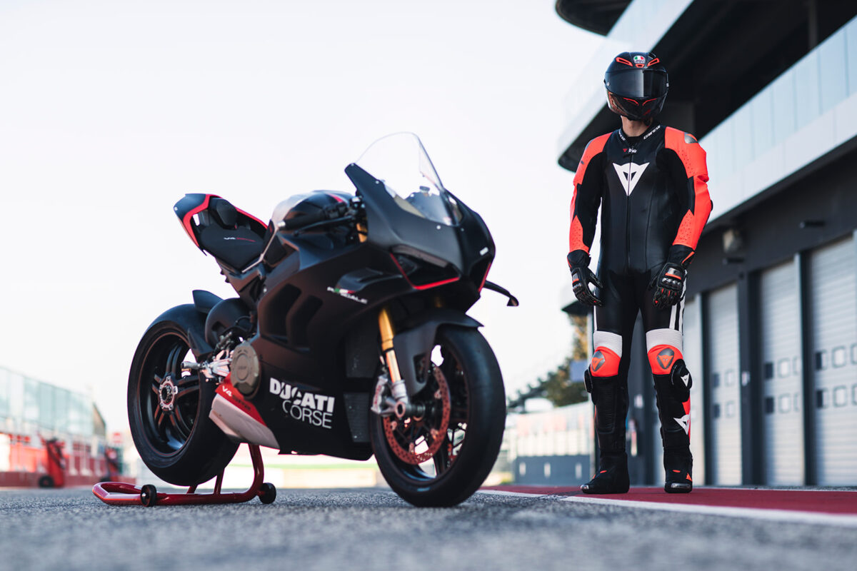 Dainese D-Air Racing Suits 9 Dainese D-Air Racing Suits