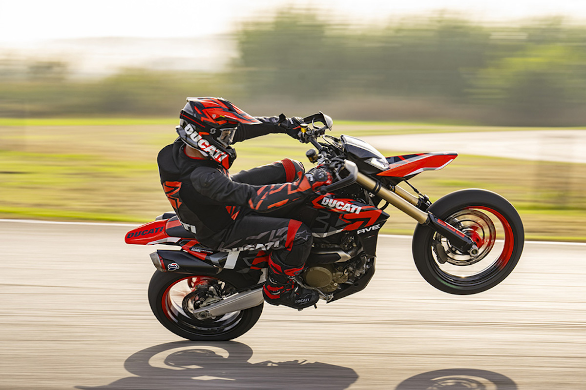 Ducati Hypermotard 698 Mono - First Look 4 Ducati Hypermotard 698 Mono