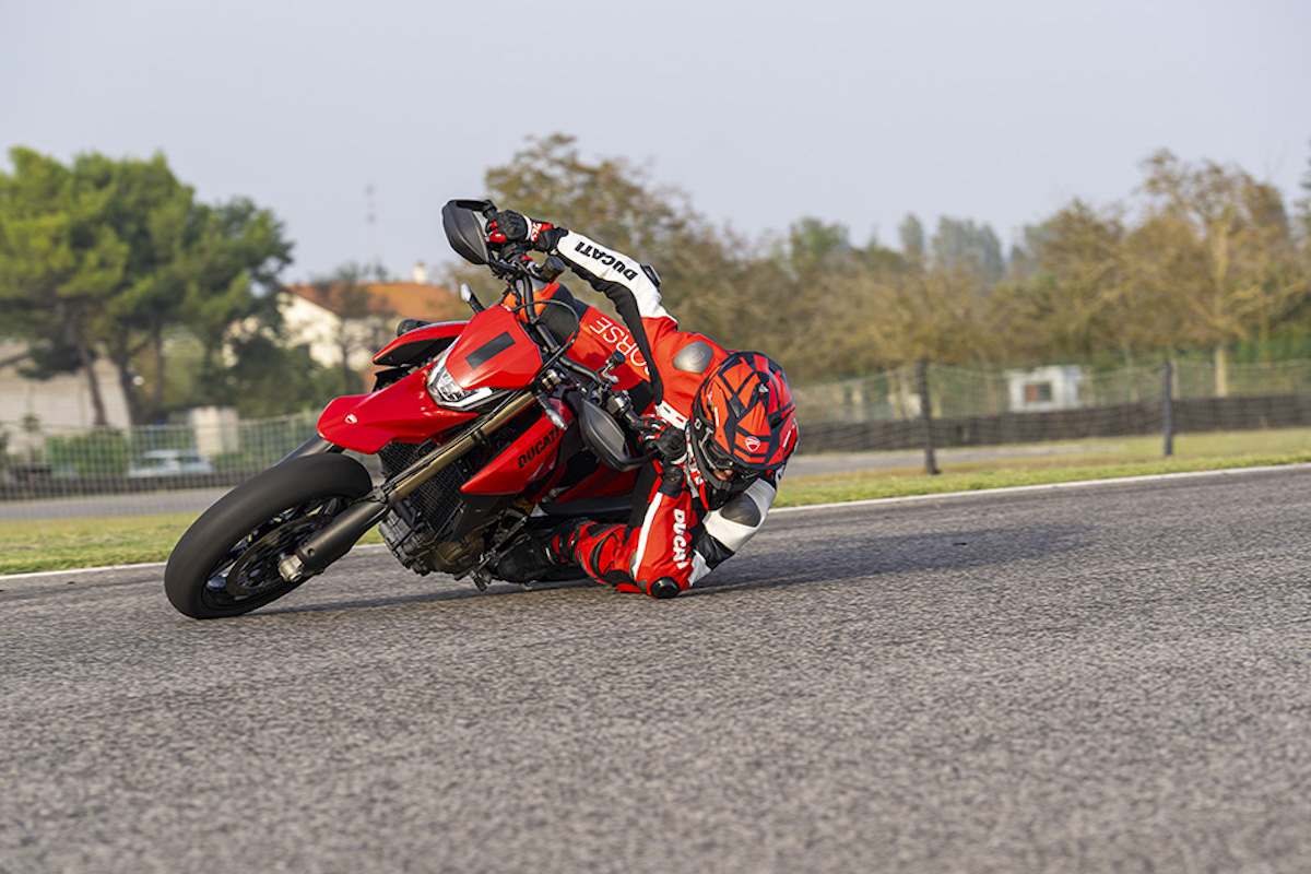 Ducati Hypermotard 698 Mono - First Look 5 Ducati Hypermotard 698 Mono