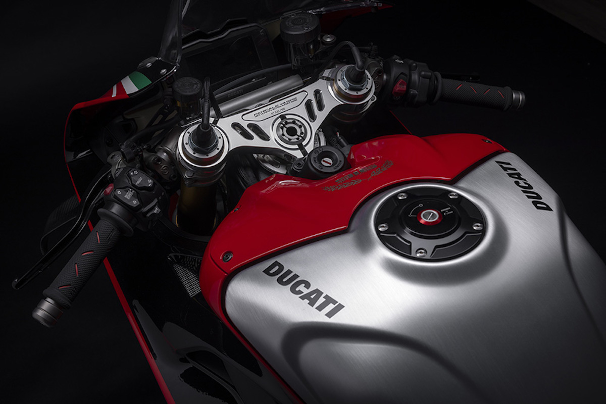 Panigale V4 Anniversario 916