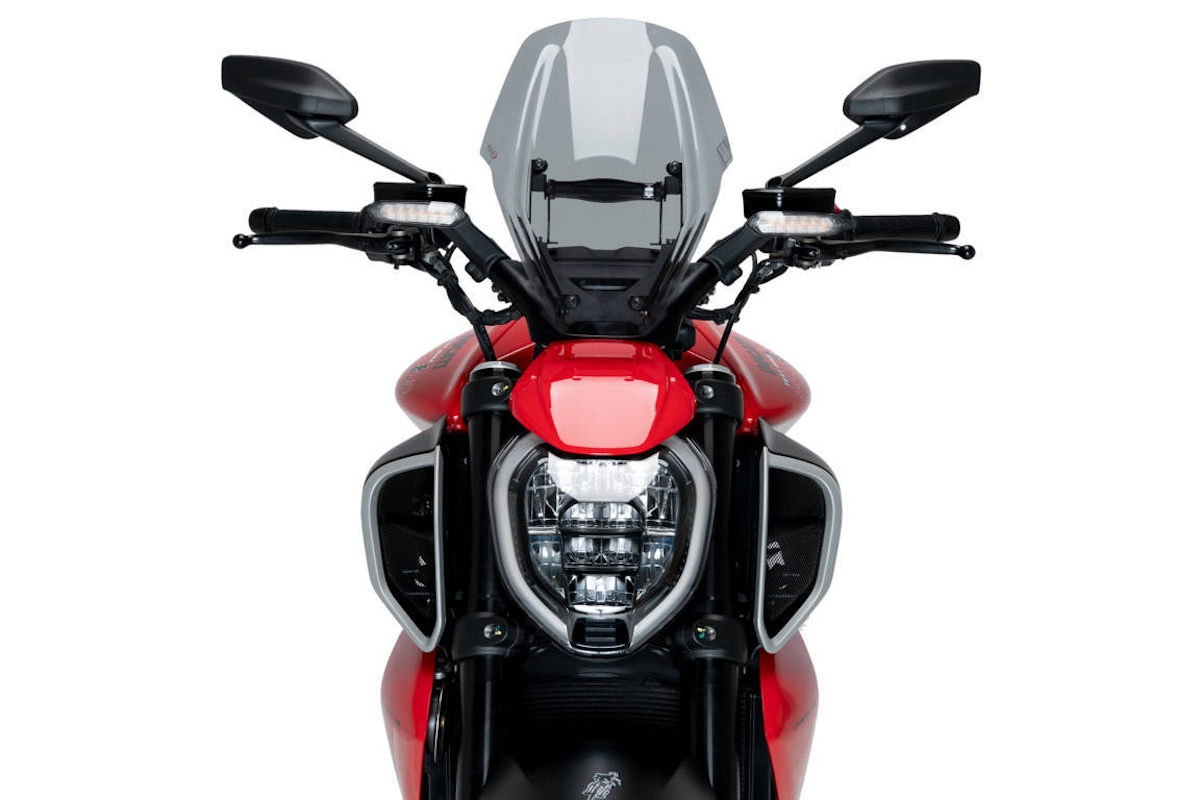 Diavel V4 Adjustable Windscreen from Puig 6 Diavel V4 Adjustable Windscreen