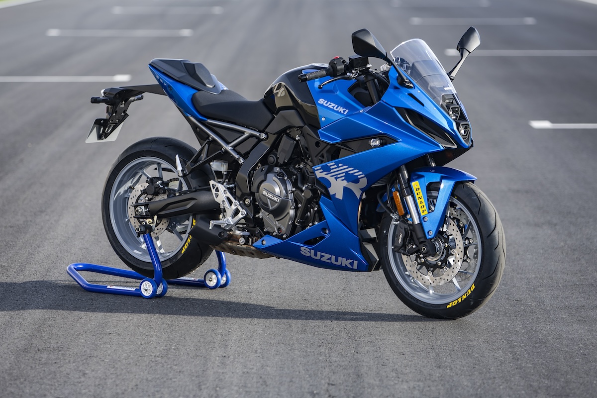Suzuki GSX-8R - First Ride Review 6