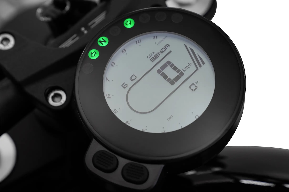 Keeway V302C - First Look 5
