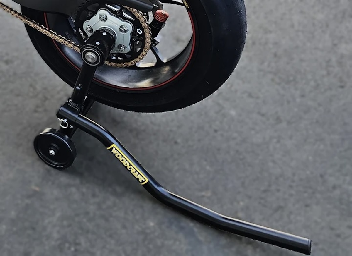 Woodcraft Single-Sided Swingarm Stand 3 Woodcraft Single-Sided Swingarm Stand
