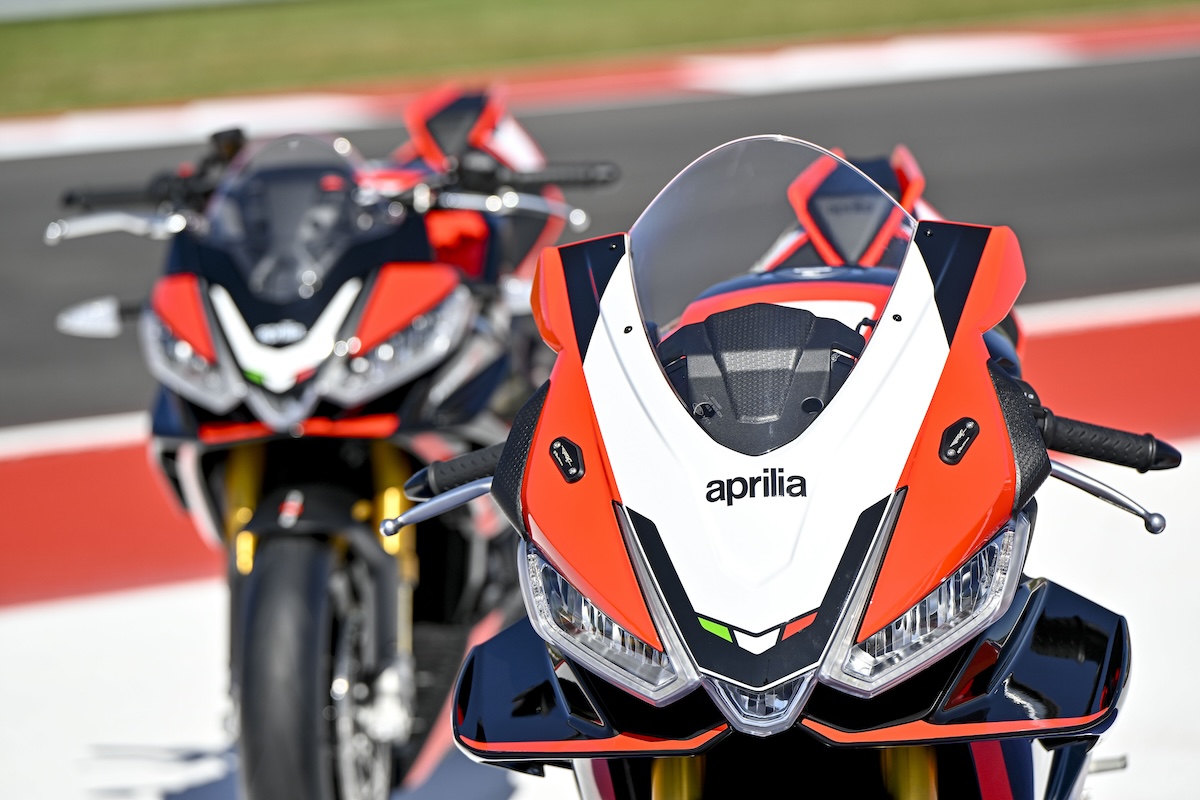 Aprilia SE-09 SBK Models: A Salute to Max Biaggi 3 Aprilia SE-09 SBK Models: A Salute to Max Biaggi