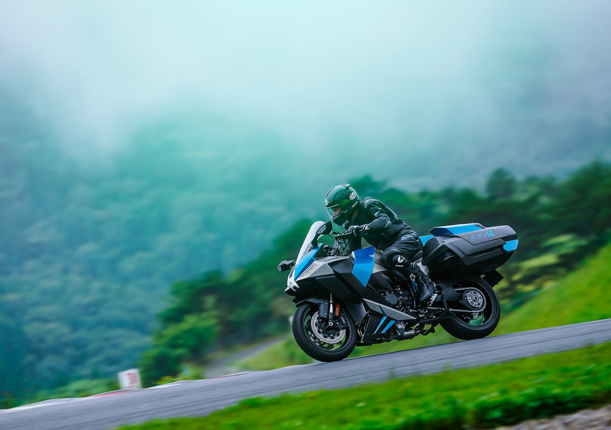 Kawasaki Hydrogen ICE Motorcycle 3 Kawasaki Hydrogen ICE Motorcycle