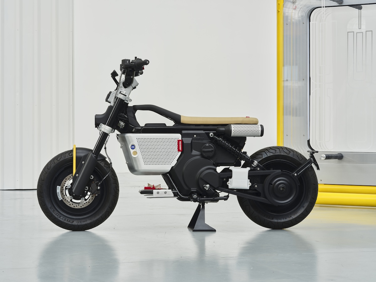 Vagabund BMW CE 02 5