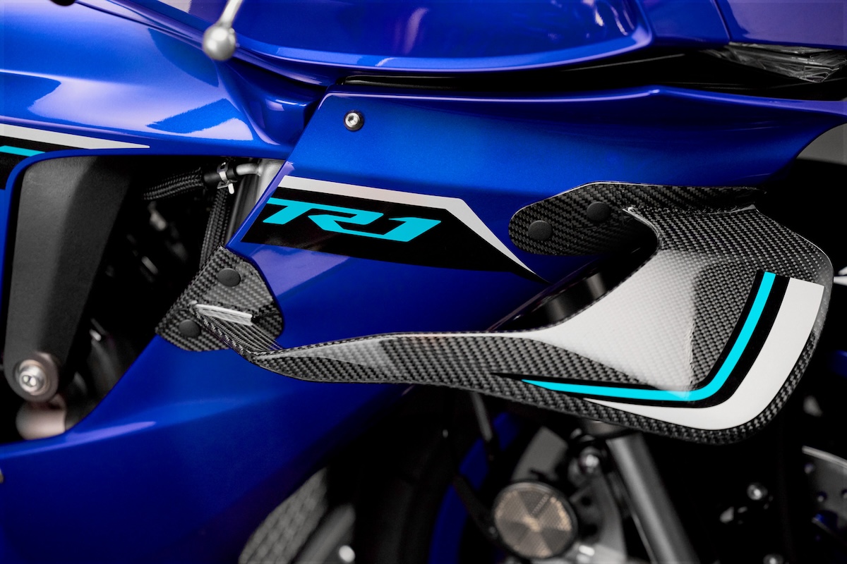 2025 Yamaha YZF-R1 - First Look 3