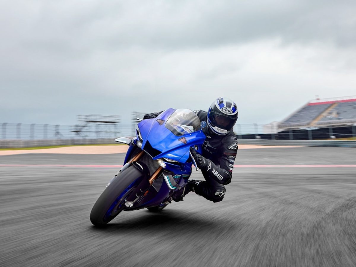 ライブ写真「11」 VooDoo Yamaha Cush Damper Kit - SportBikes Inc Magazine