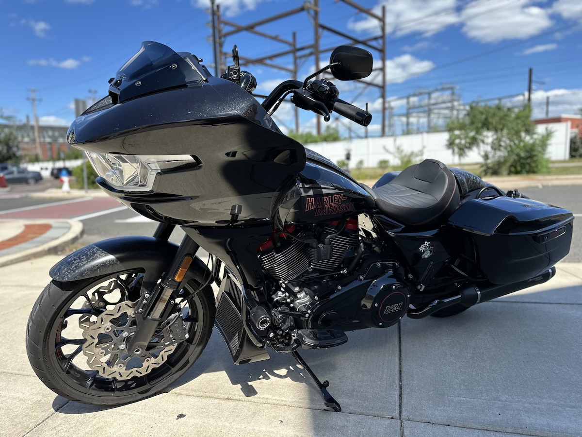 2024 Harley-Davidson CVO ST: First Ride Review 9 2024 Harley-Davidson CVO Road Glide ST