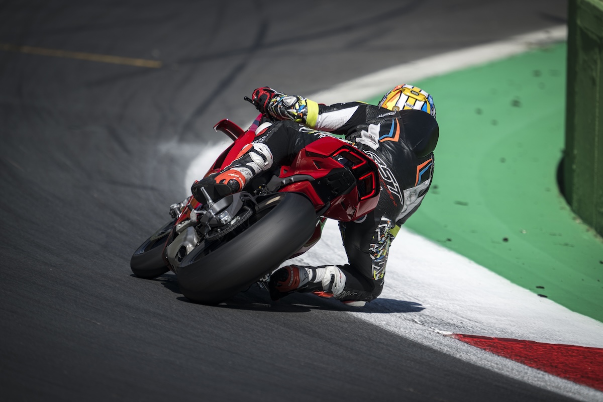 2025 Ducati Panigale V4S