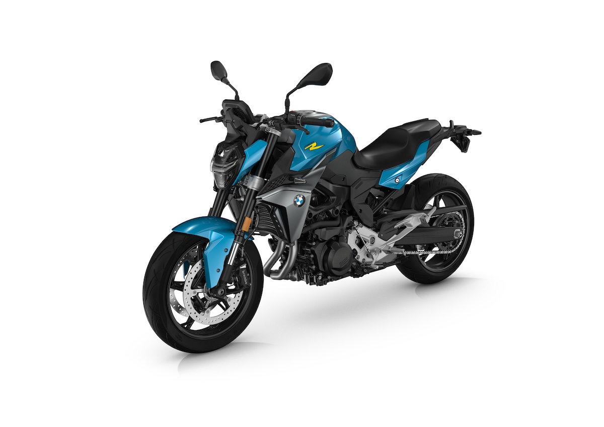 2025 BMW F 900 R and F 900 XR: First Look 4 2025 BMW F 900