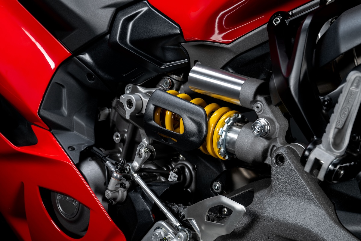 2025 Ducati Panigale V2 and V2 S: First Look 9