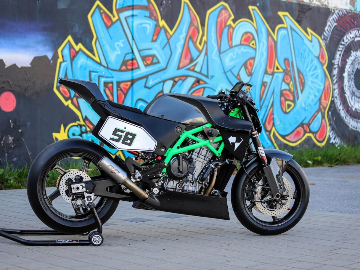 【新品・未使用・限定品】D8 dmc|888 KTM.モデル burn 新品・未使用・限定品】D8 dmc|888 KTM.モデル burn