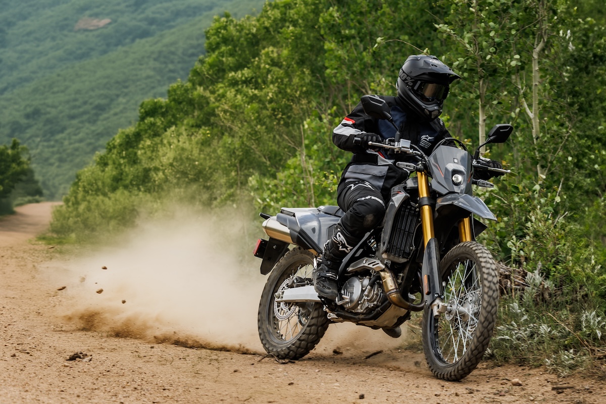 2025 Suzuki DR-Z4S and DR-Z4SM: First Look 7 2025 Suzuki DR-Z4S