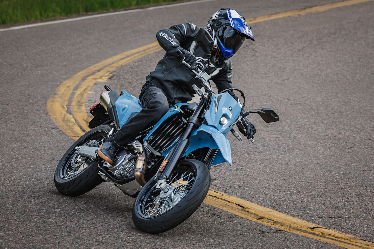2025 Suzuki DR-Z4S and DR-Z4SM: First Look 5 2025 Suzuki DR-Z4S