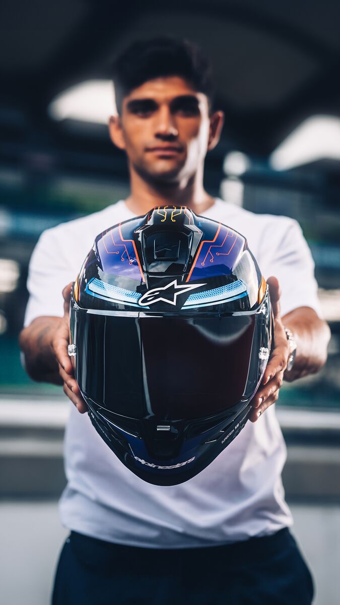 Alpinestars Martinator S-R10 Helmet and Supertech R Boots 4 Alpinestars Martinator S-R10