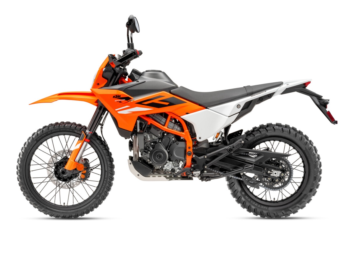 2025 KTM 390 ENDURO R: First Look 9