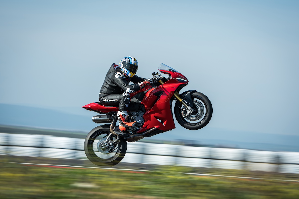 Panigale V2 - First Ride Review 9 Panigale V2