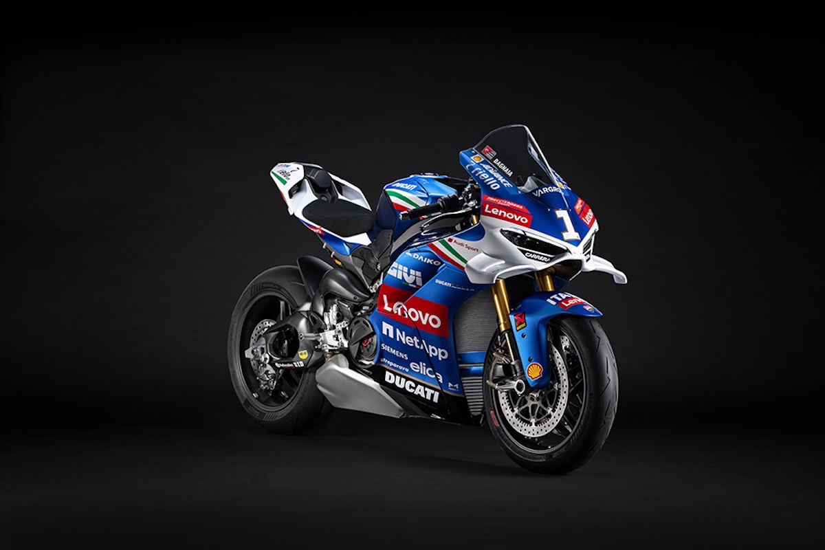 Ducati Panigale V4 Tricolore Italia 8