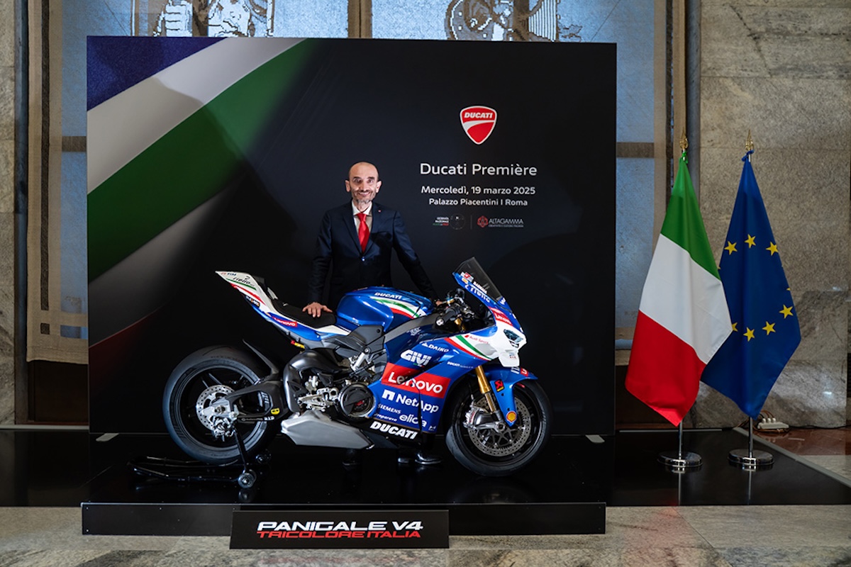 Ducati Panigale V4 Tricolore Italia 4 Ducati Panigale V4 Tricolore Italia