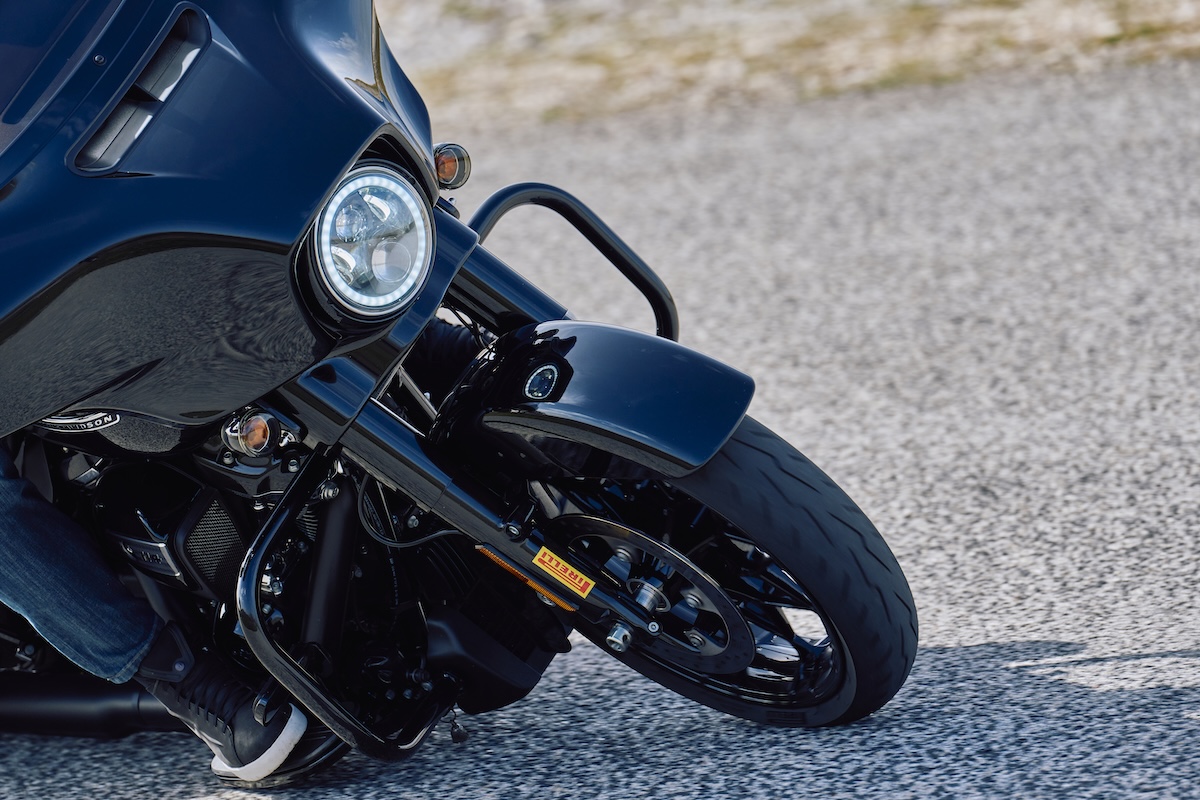 Pirelli Diablo Powercruiser Tire 3 Pirelli Diablo Powercruiser