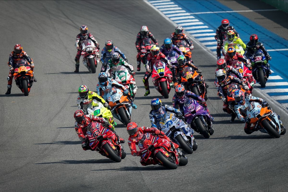 Pirelli MotoGP Official Tire Supplier 3 Pirelli MotoGP