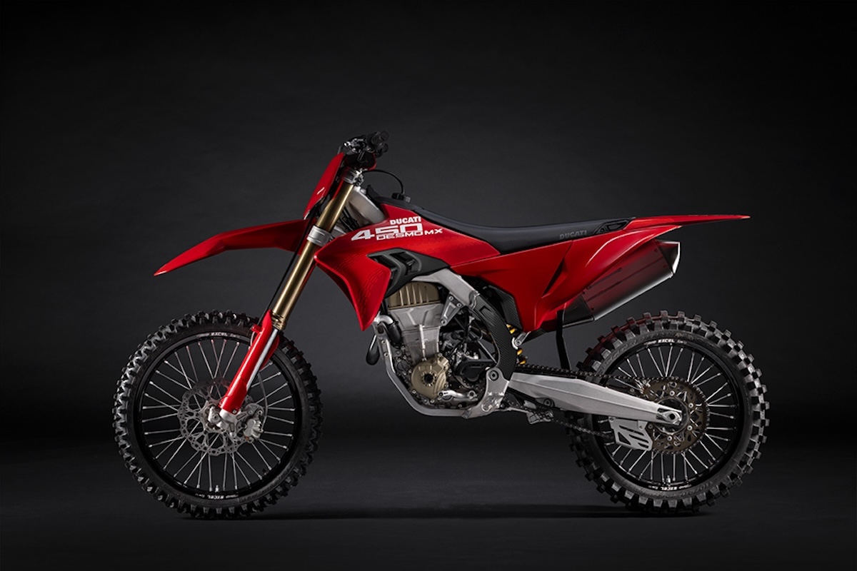 Ducati Desmo450 MX: First Look 11