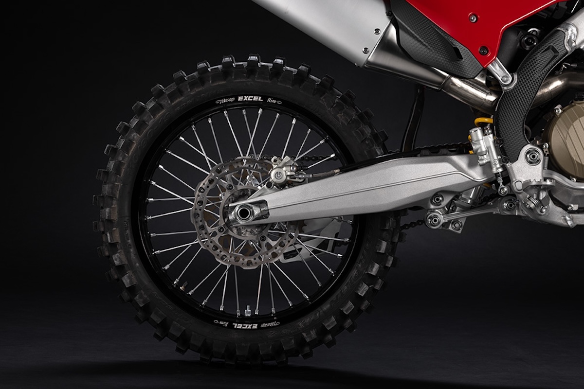 Ducati Desmo450 MX: First Look 6