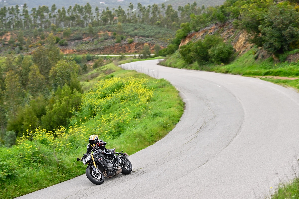 Triumph Speed Triple 1200 RS - First Ride 6 Triumph Speed Triple 1200 RS sportbikesincmag.com
